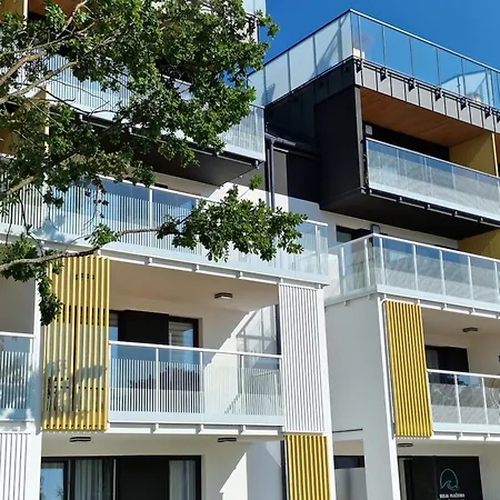 Posesja Plazowa Premium - & Apartment