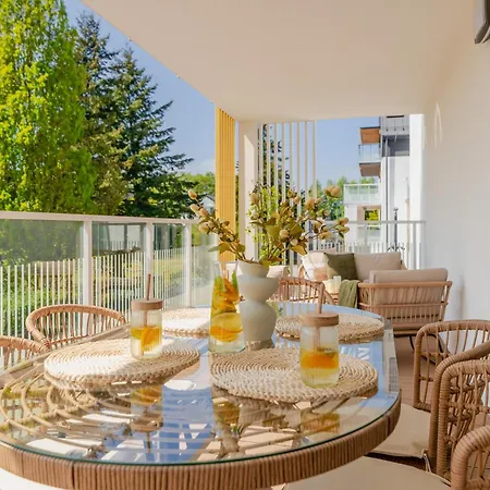 Posesja Plazowa Premium - & Apartamento Grzybowo (West Pomeranian)